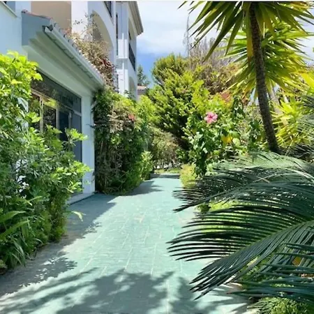 Balcones De Puente Romano Penthouse * Marbella