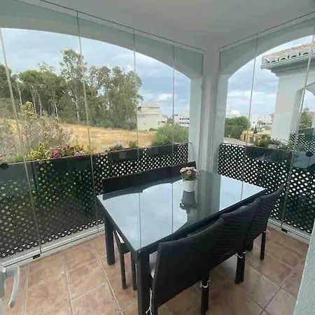 Balcones De Puente Romano Penthouse *