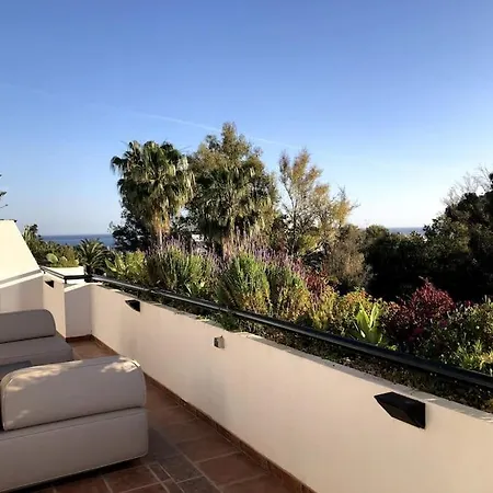Balcones De Puente Romano Penthouse Marbella